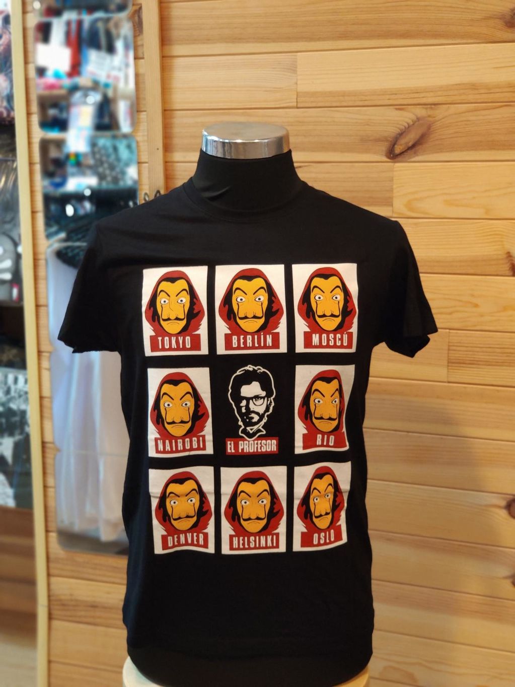 Caretas de Dalí de La Casa de Papel - 5c1a0-camiseta-la-casa-de-papel-1.jpg