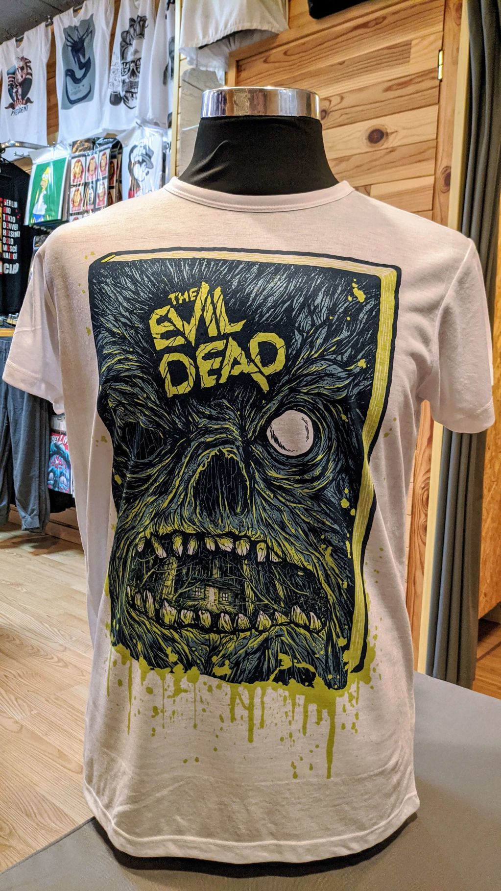 The Evil Dead - a8ffa-camiseta-evil-dead.jpg